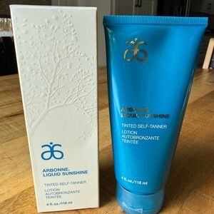 Arbonne Liquid Sunshine
One of the most popular items that has been discontinued